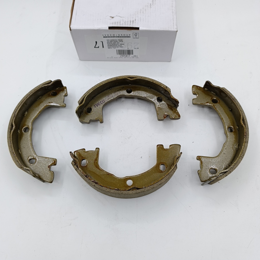 Тормозные колодки ручника Iveco Daily 3 500054631/2995817/2992568 ORG IVECO - Миниатюра товара 1