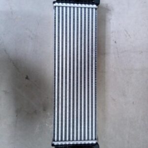 Интеркулер TR > 19 2.2 KK316K775AC/2394159 OTOCAH