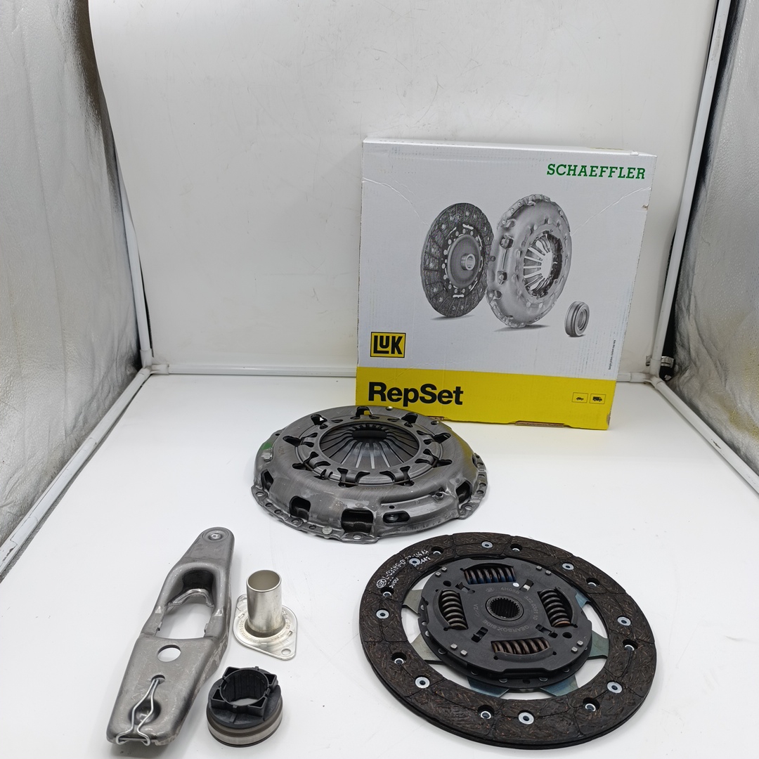 Сцепление VAG Audi,Skoda,Volkswagen 1.2 TFSI LUK EUROPE - Миниатюра товара 1