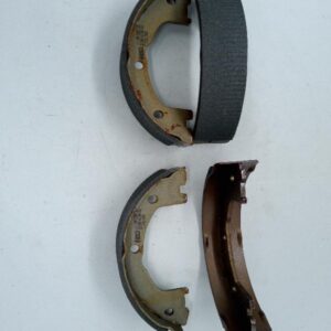 Тормозные колодки ручника Iveco Daily 3 500054631/2995817/2992568 BOSCH EUROPE