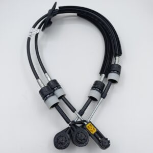 Трос КПП (МТ 82) TR > 06-14 RWD ( задний привод ) CC1R7E395KA/1749584 ТZ