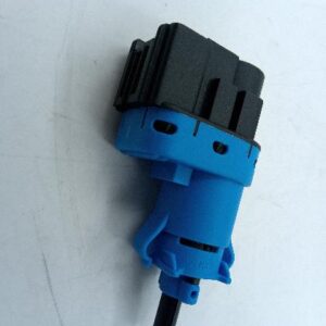 Датчик стоп сигнала Ford Transit,Peugeot Boxer,Iveco Daily Евро 5 (4 PIN) TZ