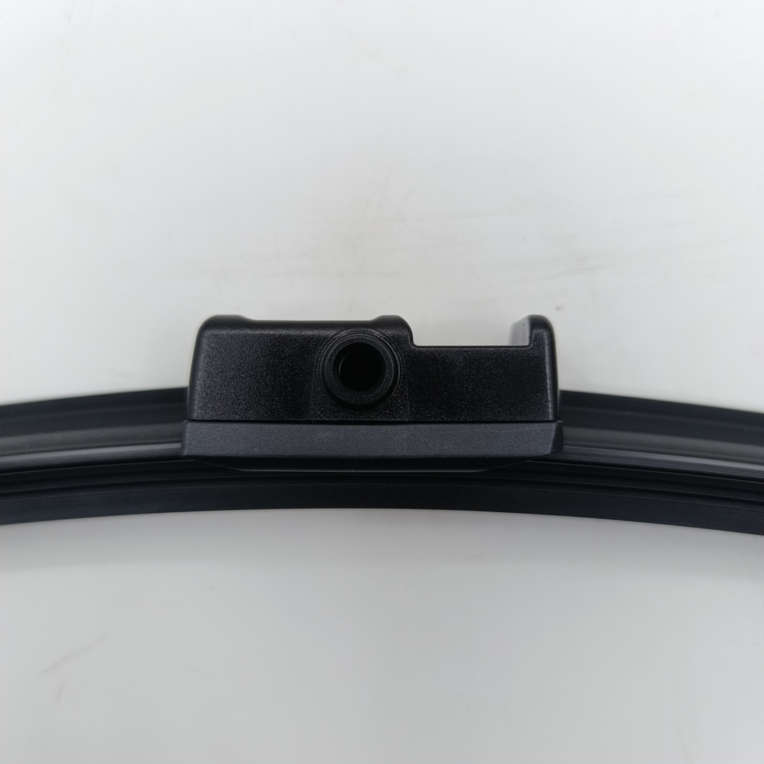 Щетки стеклоочистителя VAG Audi A3/Skoda Octavia II/Golf V ’04 (передн,бескаркас.600/475mm) BOSCH - Миниатюра товара 2