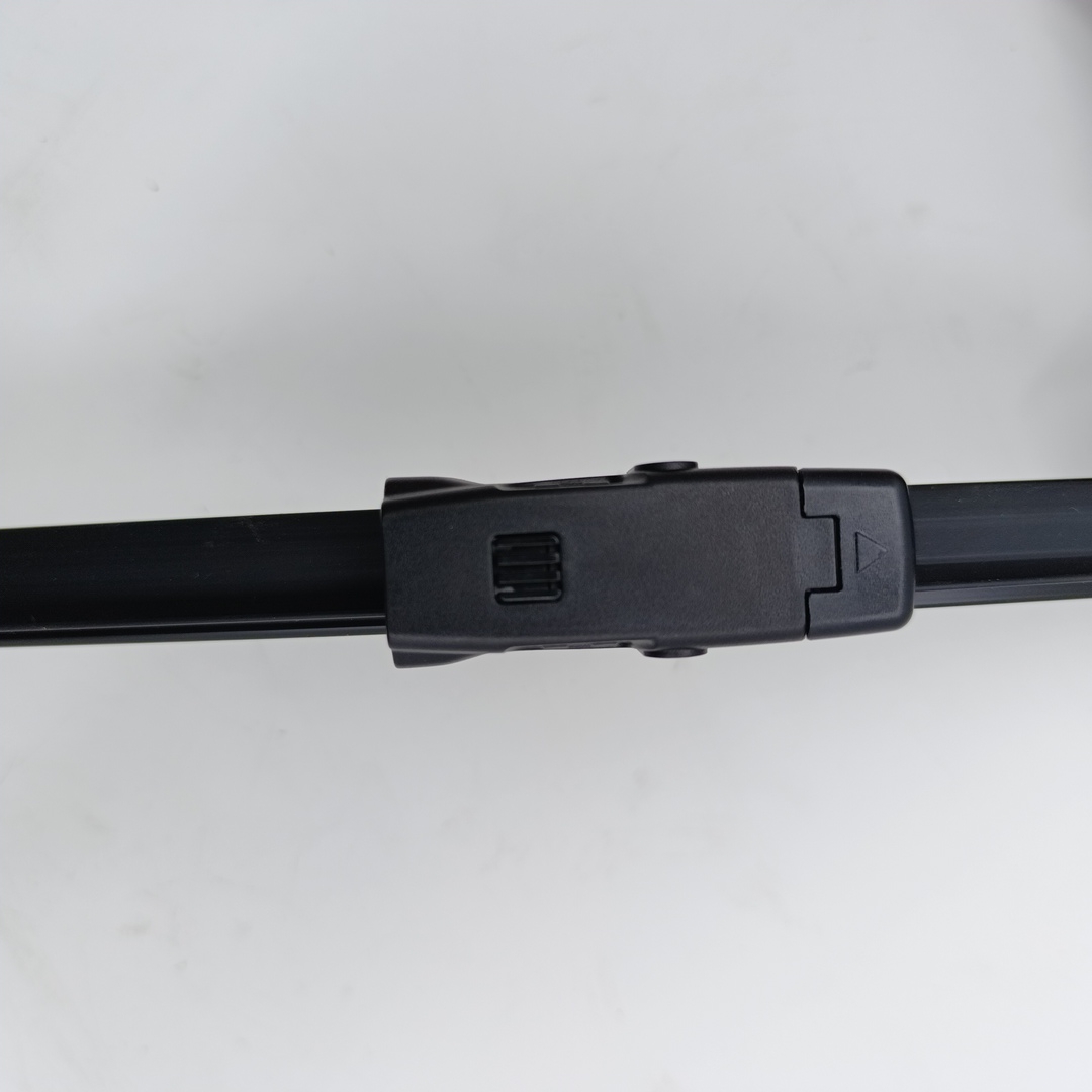 Щетки стеклоочистителя Ford Focus III,GaLaxy,KugaII,Citroen C6,Peugeot 407 (ком-т,бескар.700/700mm) - Миниатюра товара 3
