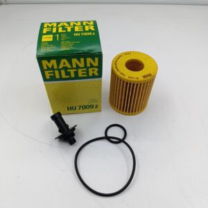 Фильтр масляный LEXUS GS 08, GX 09, LS 06, RX 09, Toyota Auris I, II, Avensis II, III, MANN EUROPE