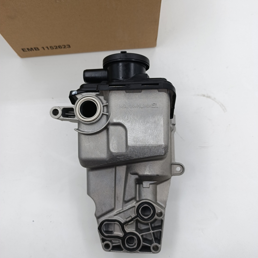 Масляный охладитель Volvo 2.0T/2.5T 1781598/30684381/30788494/31338685 VOLVO - Миниатюра товара 2