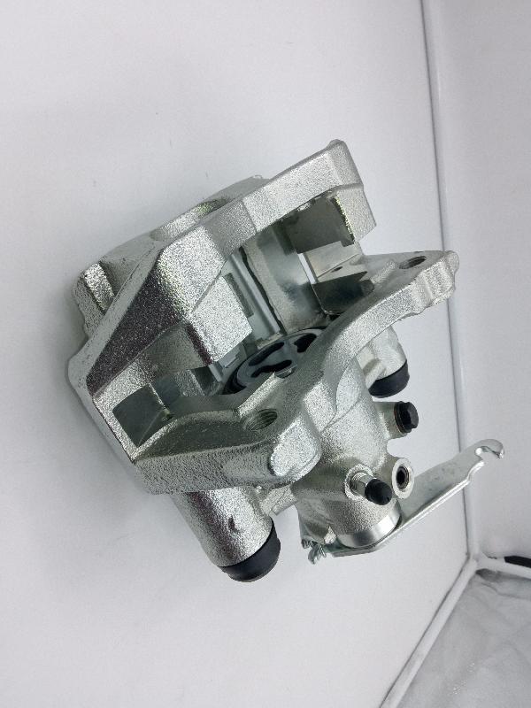 Суппорт задний 140-155 л.с левый Двухскатка TR > 06-12 8C1V2K328BB/1551989/1501244 TZ со скобой