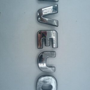 Эмблема передней решетки Iveco Daily