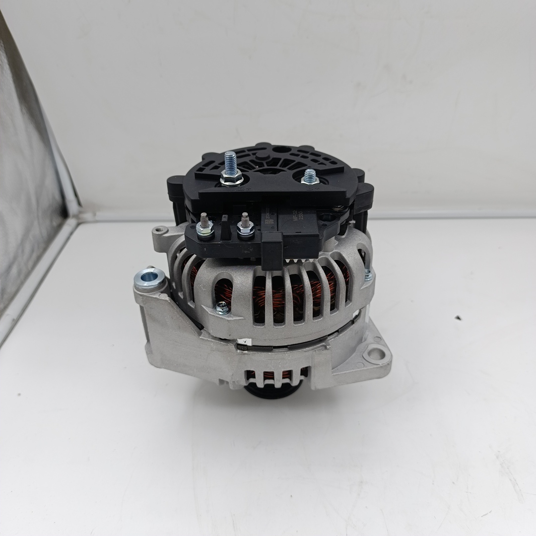 Генератор Yutong ZK6128H (28V, 150A, под шкив 10PK) 370102577 (ТЗ-ТрастЗапчасть) - Миниатюра товара 3