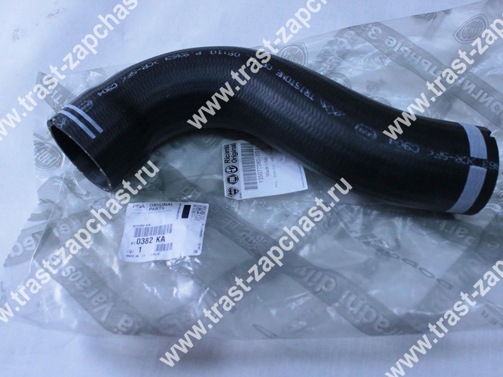 Патрубок интеркулера Peugeot Boxer 2.2  Евро 4  0382KA/1350777080 PSA