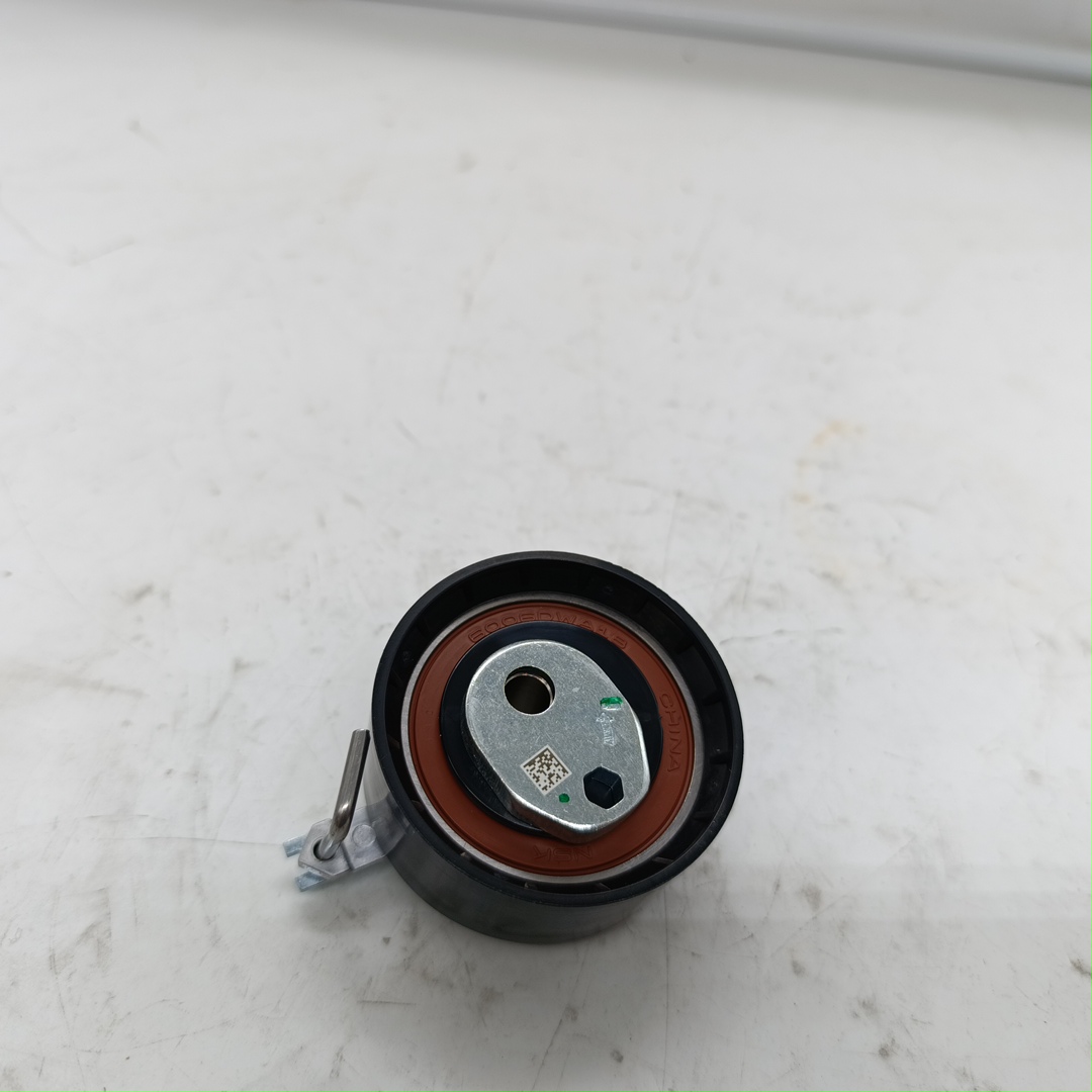 Ролик ГРМ Geely Tugella, Monjaro 2.0 (натяжной) ORG GEELY 1046531700 - Миниатюра товара 1