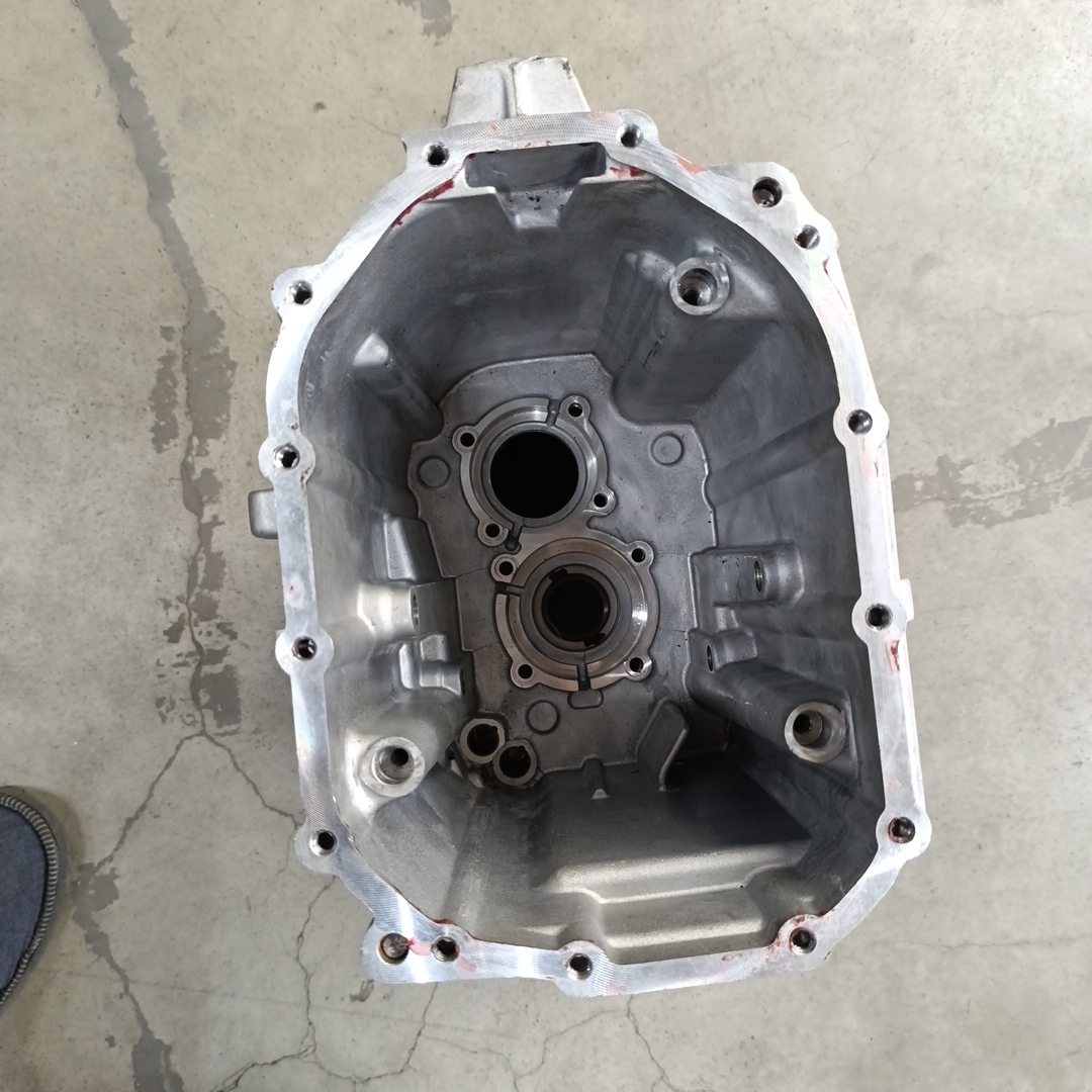 Корпус МКПП Ford Transit 2.2 МТ82 (колокол,передн.часть) (Б/У , с новой КПП) 2378210/1815705/2064152 - Миниатюра товара 4