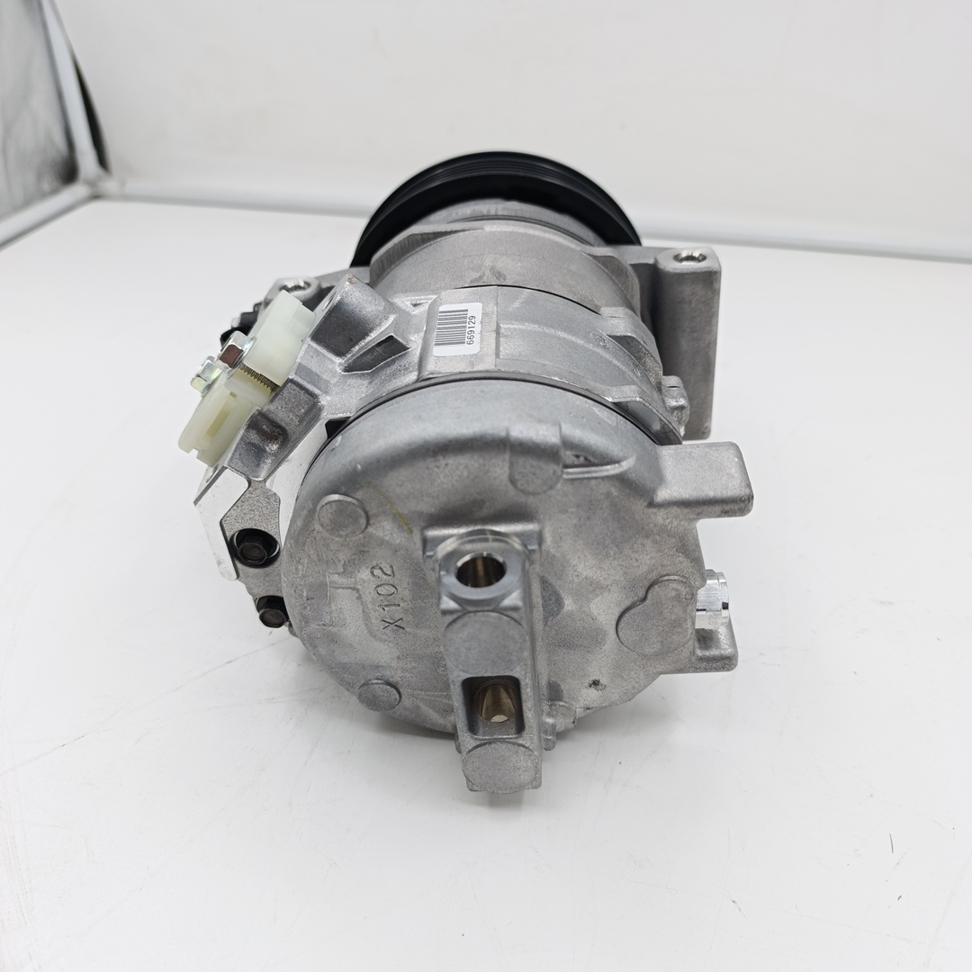 Компрессор кондиционера Mercedes-Benz Sprinter A0002344011 DENSO - Миниатюра товара 4