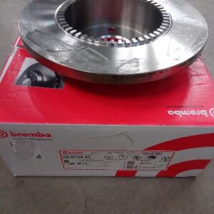 Диск тормозной задний Iveco Daily 35S13  с кольцом АБС  M.Y 2016 BREMBO