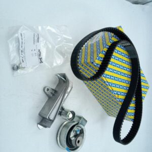 Комплект ГРМ AUDI A4/A6/VW PASSAT B5 1.8T-2.0 SNR