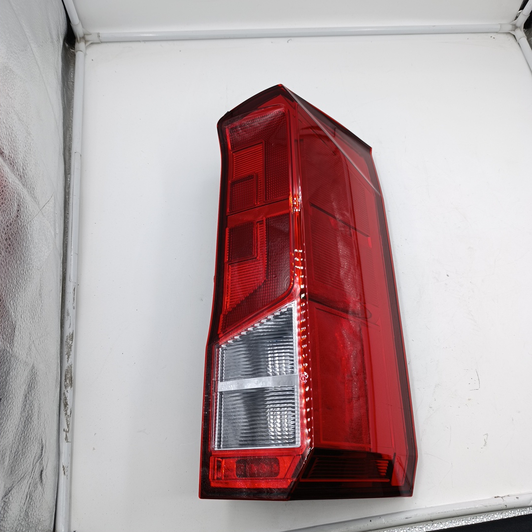 Фонарь задний Volkswagen Crafter c 2016г. (правый) 7C0945096J MARS TECH - Миниатюра товара 1