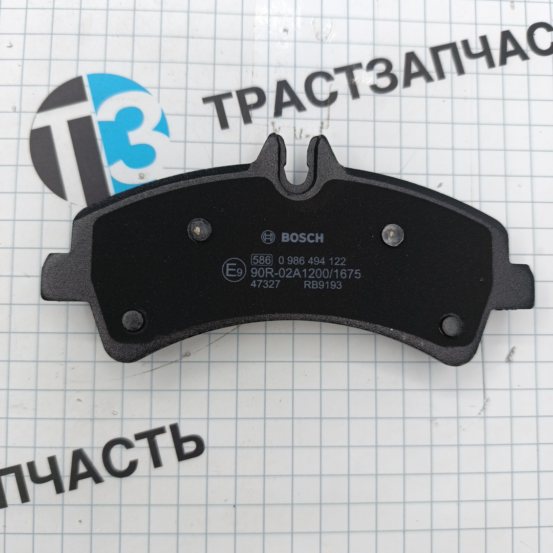 Тормозные колодки задние MB Sprinter 906 >06, VW Crafter >06 A0064204520/64204520 BOSCH EUROPE - Миниатюра товара 2