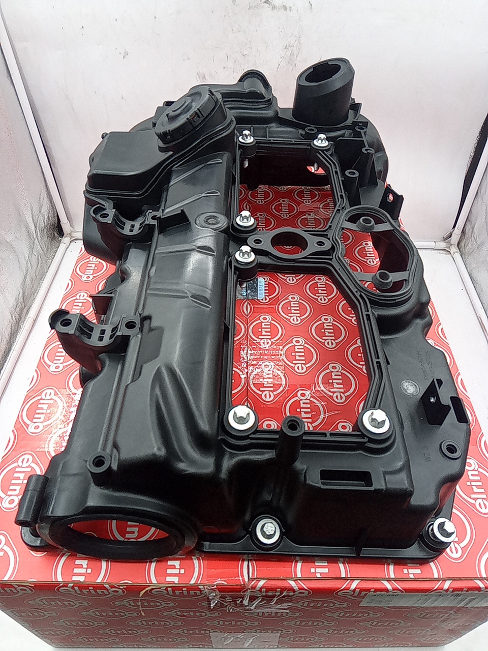 Крышка ГБЦ клапанная BMW (двигатель N20) 11127588412 ELRING - Миниатюра товара 1