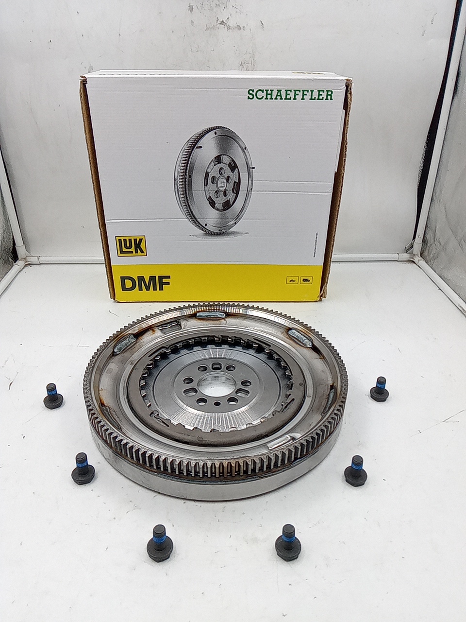 Маховик двухмассовый AUDI. SEAT. SKODA. VW 1.4-1.6TDI 14> LUK EUROPE - Миниатюра товара 1