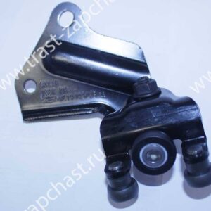 Ролик сдвижной двери верхний TR > 06 YC15V25028AF/DC19V25028AA/1639909 JMC с кронштейном