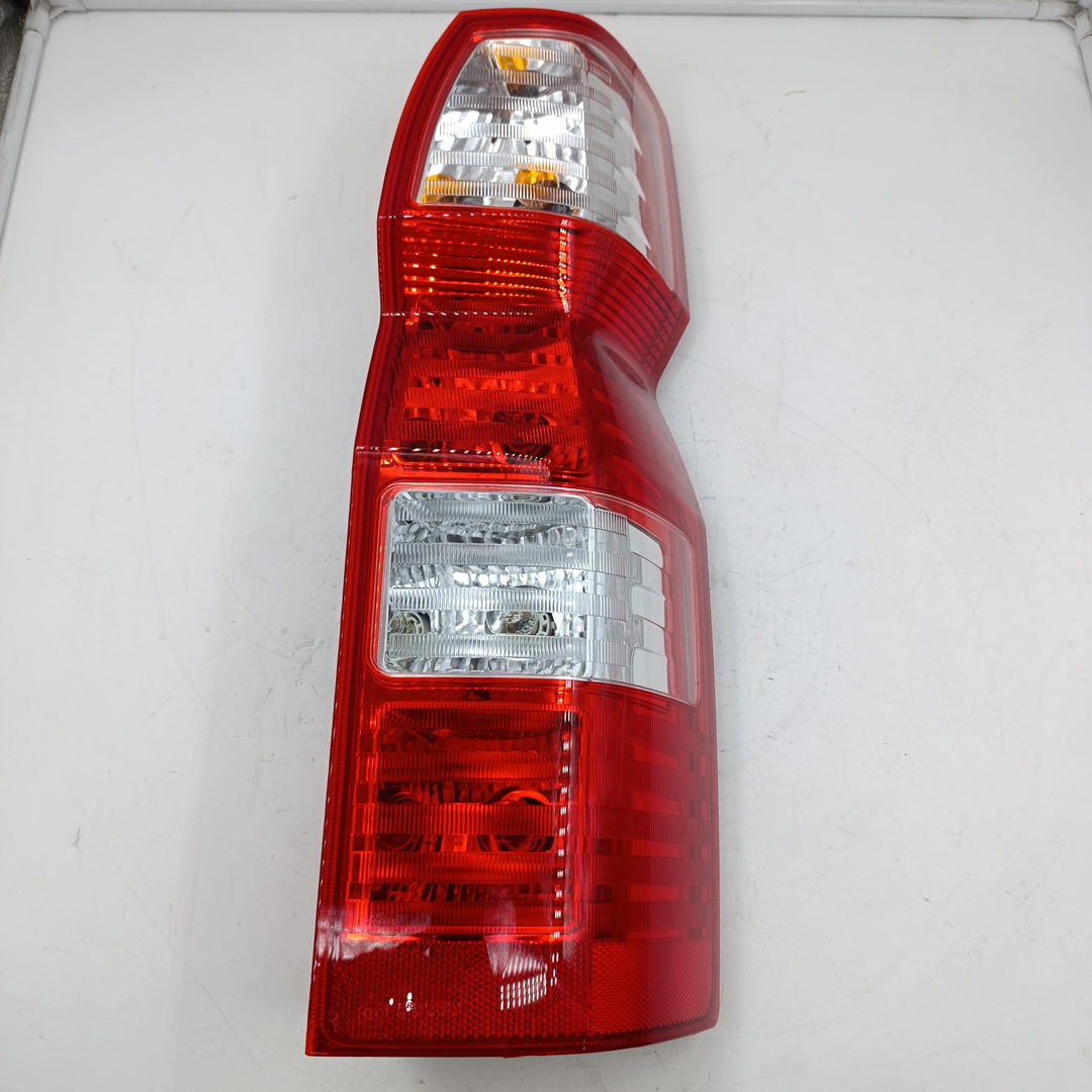 Фонарь задний Foton Toano 2.8 (правый) V1372010002A0 ORG FOTON