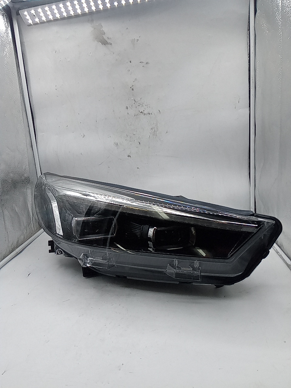Фара JAC J7 (правая) 4121200U7313 TZ