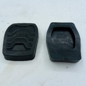 Накладка педали тормоза и сцепления TR > 14 GK29-7A624AA