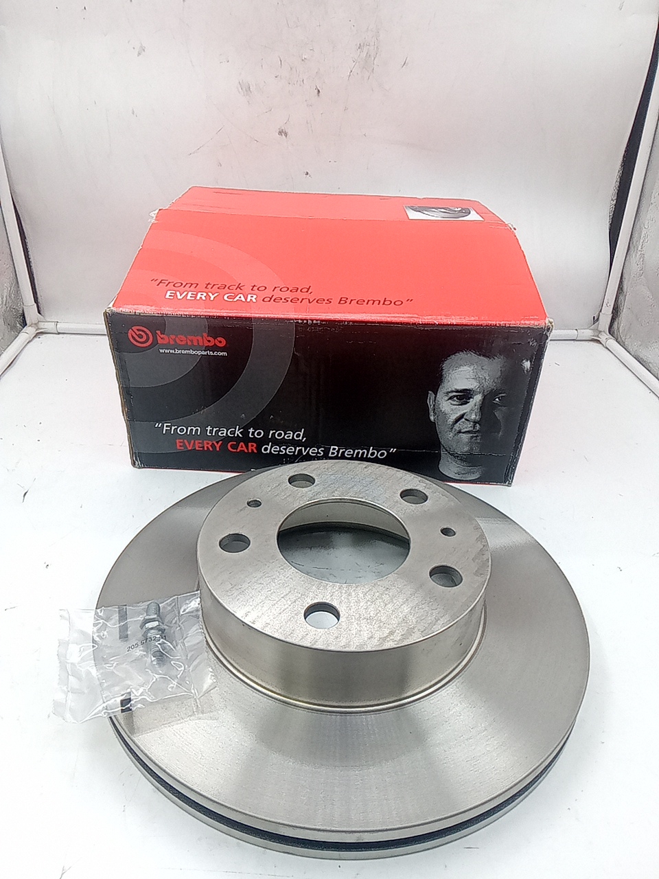 Диск тормозной передний 244-250 Ducato R16 (24mm толщина) BREMBO - Миниатюра товара 1
