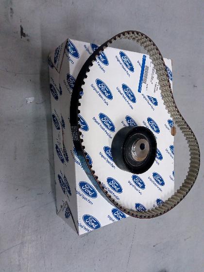 Комплект ГРМ 1,8D (ремень + ролик натяжной) Focus,Mondeo,Connect 2T1Q6M260A1A/1201255/T180480 OTOCAH - Миниатюра товара 1