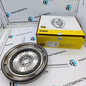 Маховик двухмассовый VAG DSG-7 (с 12г,бенз.двиг.) Audi,Seat,Skoda, VW (+ болты) LUK CHINA