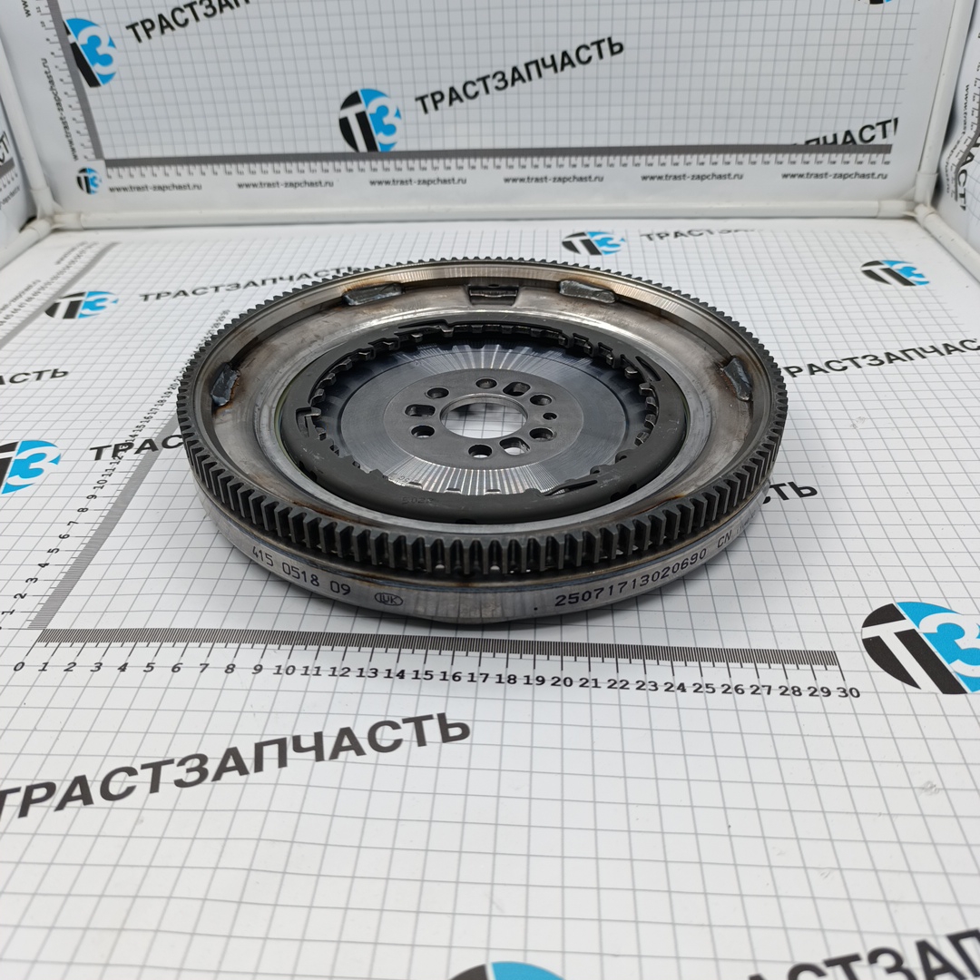 Маховик двухмассовый VAG DSG-7 (с 12г,бенз.двиг.) Audi,Seat,Skoda, VW (+ болты) LUK CHINA - Миниатюра товара 2