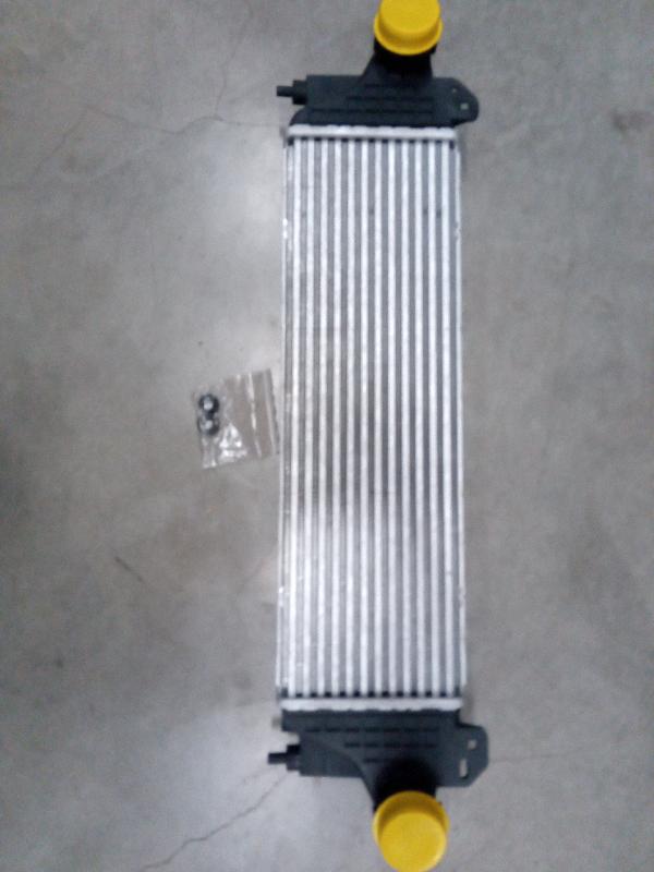 Интеркулер Iveco Daily VI с 14 года 5802097643/5801526779 TZ - Миниатюра товара 1