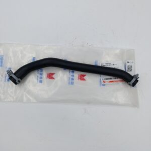 Шланг патрубок от помпы на мас.охладитель RWD BK316B850-AA/2548265/1755489/1814737 JMC