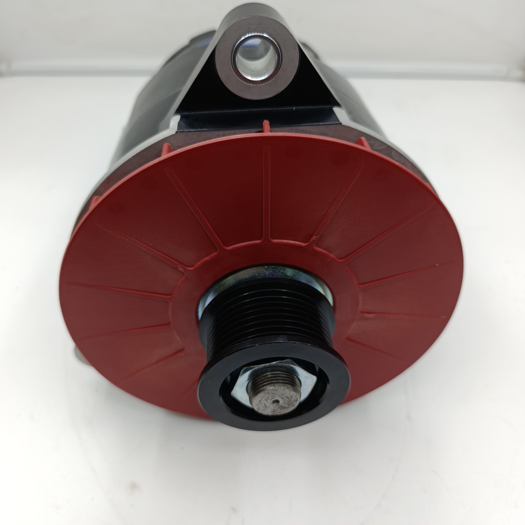 Генератор Yutong (ZK 6122 H) (основной, 28V, 140A, под шкив 8PK) 370100180  (ТЗ-ТрастЗапчасть) - Миниатюра товара 3