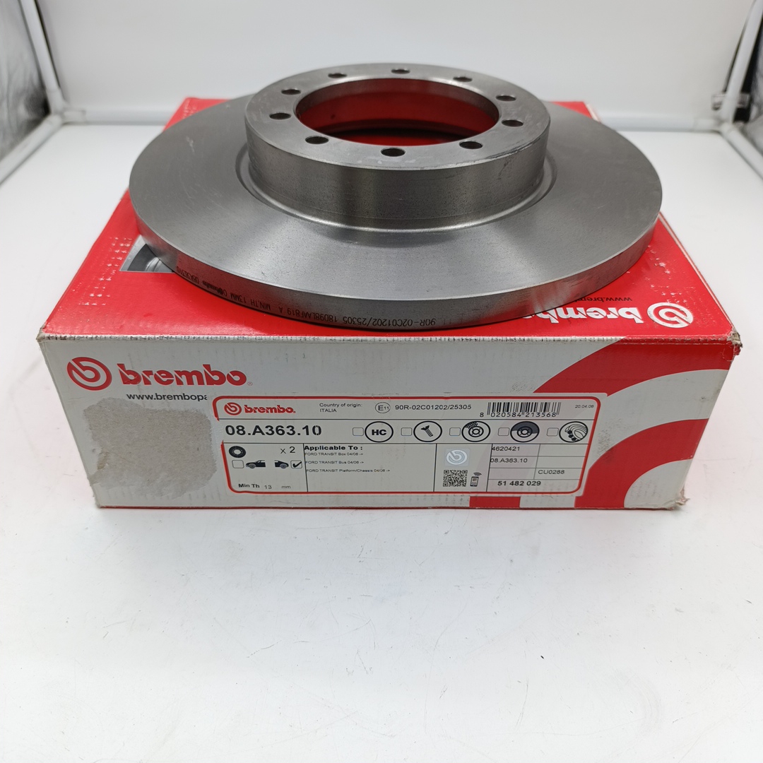 Диск тормозной задний 2.2 RWD 140-155 л.с 8C1V-2A315-AA BREMBO - Миниатюра товара 1