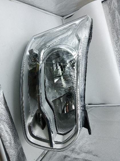 Фара правая FORD Transit >14 ( отражатель хром ) BK3113W029BG/1877025/2387741 OTOCAH - Миниатюра товара 1