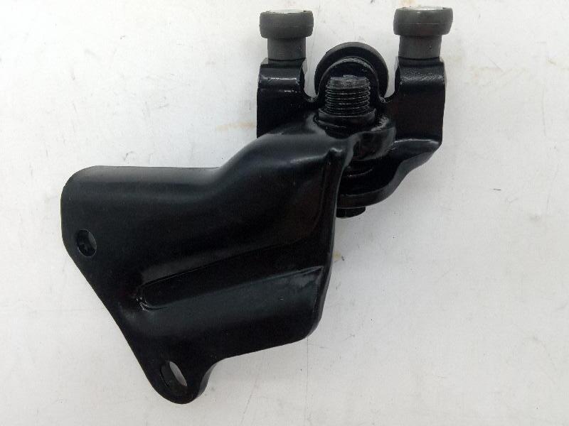 Ролик сдвижной двери верхний TR > 06 YC15V25028AF/DC19V25028AA/1639909 ATY с кронштейном - Миниатюра товара 1