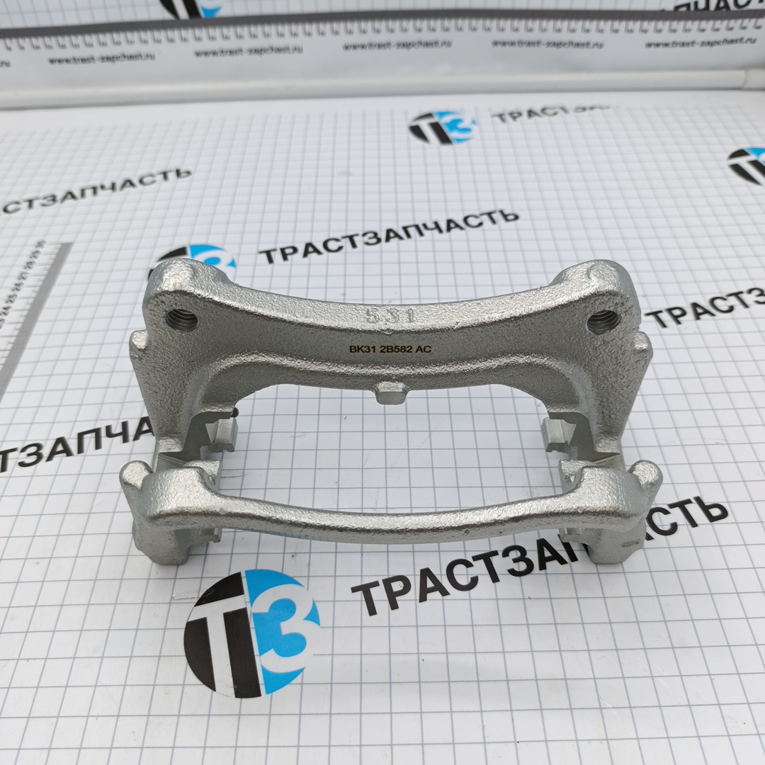 Скоба заднего правого суппорта TR > 14 RWD 140-155 (двускатные зад.колеса) БЕЗ НАПРАВЛЯЮЩИХ ТЗ - Миниатюра товара 2