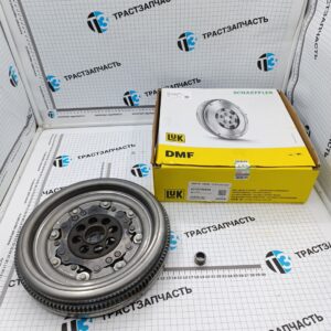 Маховик двухмассовый VW GOLF VI 2.0 09-16 PASSAT 2.0 08-15 AUDI A3 2.0 04-12 SEAT-SKODA LUK CHINA